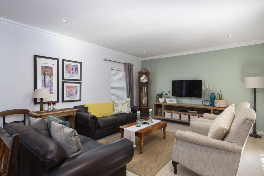 3 Bedroom Property for Sale in Heritage Park Western Cape